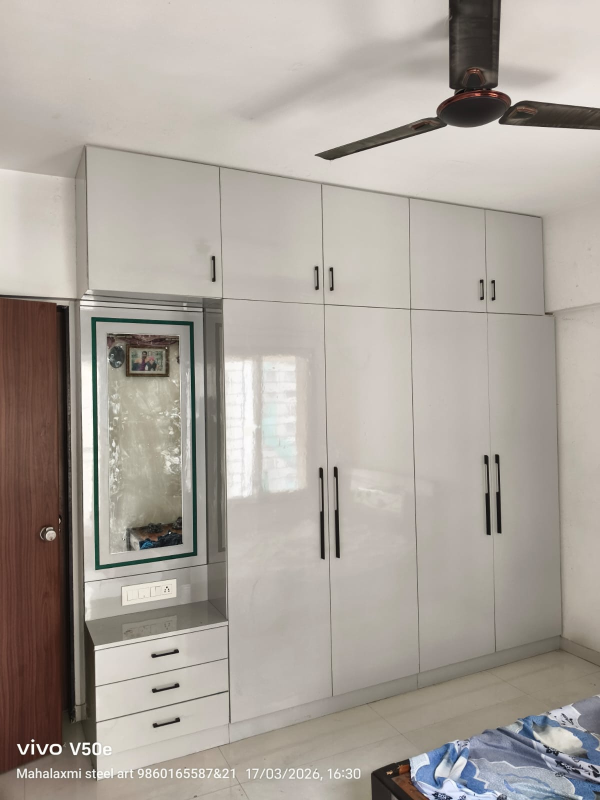 Wardrobe Design 25